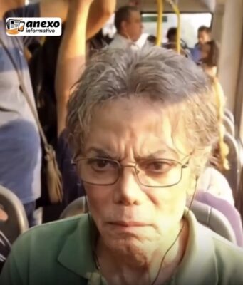 UN PASAJERO BRASILEÑO DESCUBRE A UN SUPUESTO “MICHAEL JACKSON” VIAJANDO EN AUTOBÚS EN BRASIL